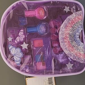 Purple Mood Joy Beauty & Style Backpack Set